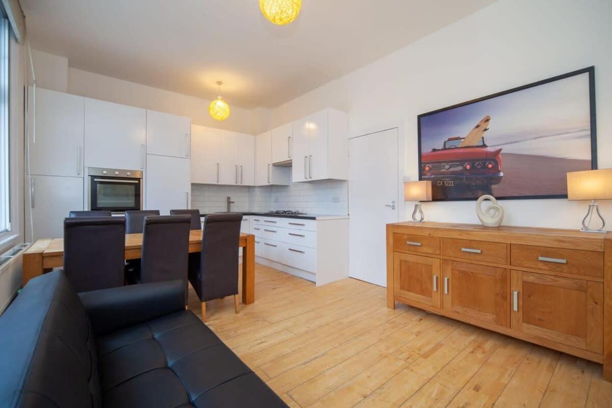 Lovely 2 Bedroom Apartment In Tooting London Exterior foto