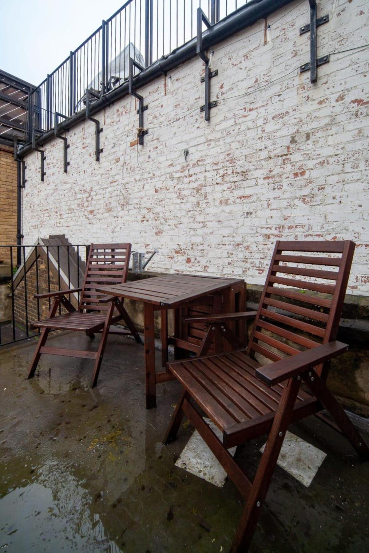 Lovely 2 Bedroom Apartment In Tooting London Exterior foto